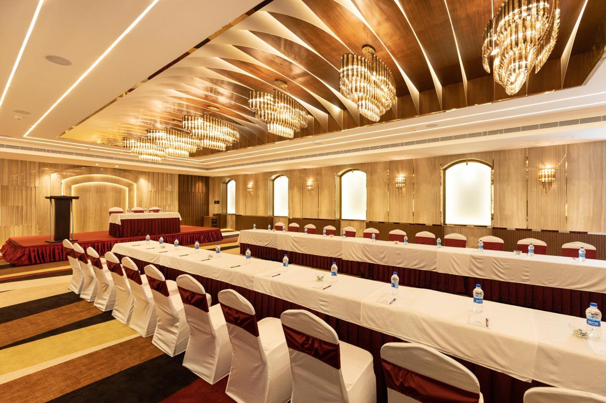 Hotel Jenneys Residency Coimbatore Exterior foto